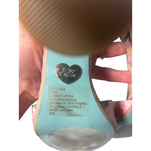 Betsey Johnson Luisa Floral Print Block Heel Strappy Fabric Sandals   7.5B - Picture 6 of 8